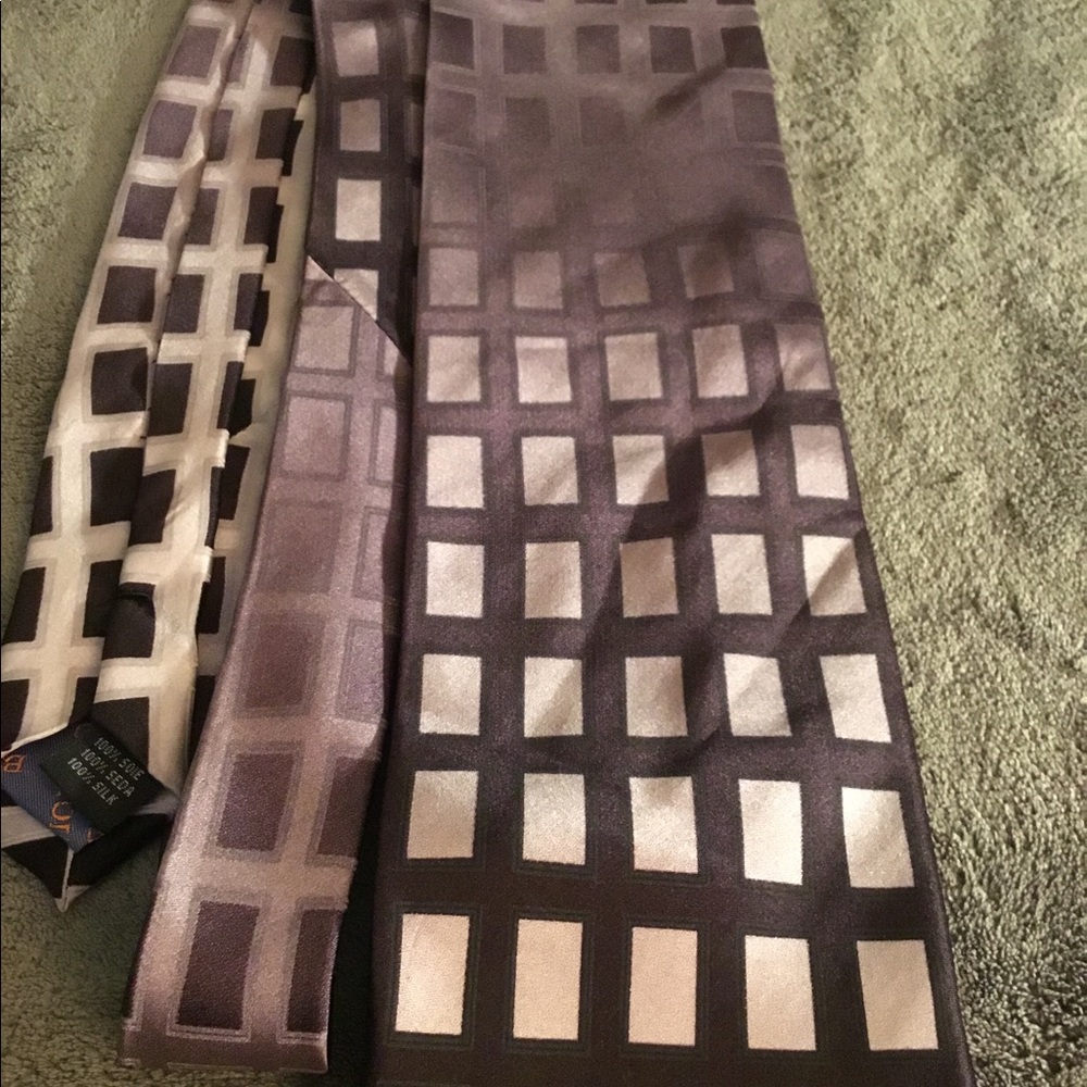 Giorigo Brutini Men’s 100%Silk Tie with Clip.